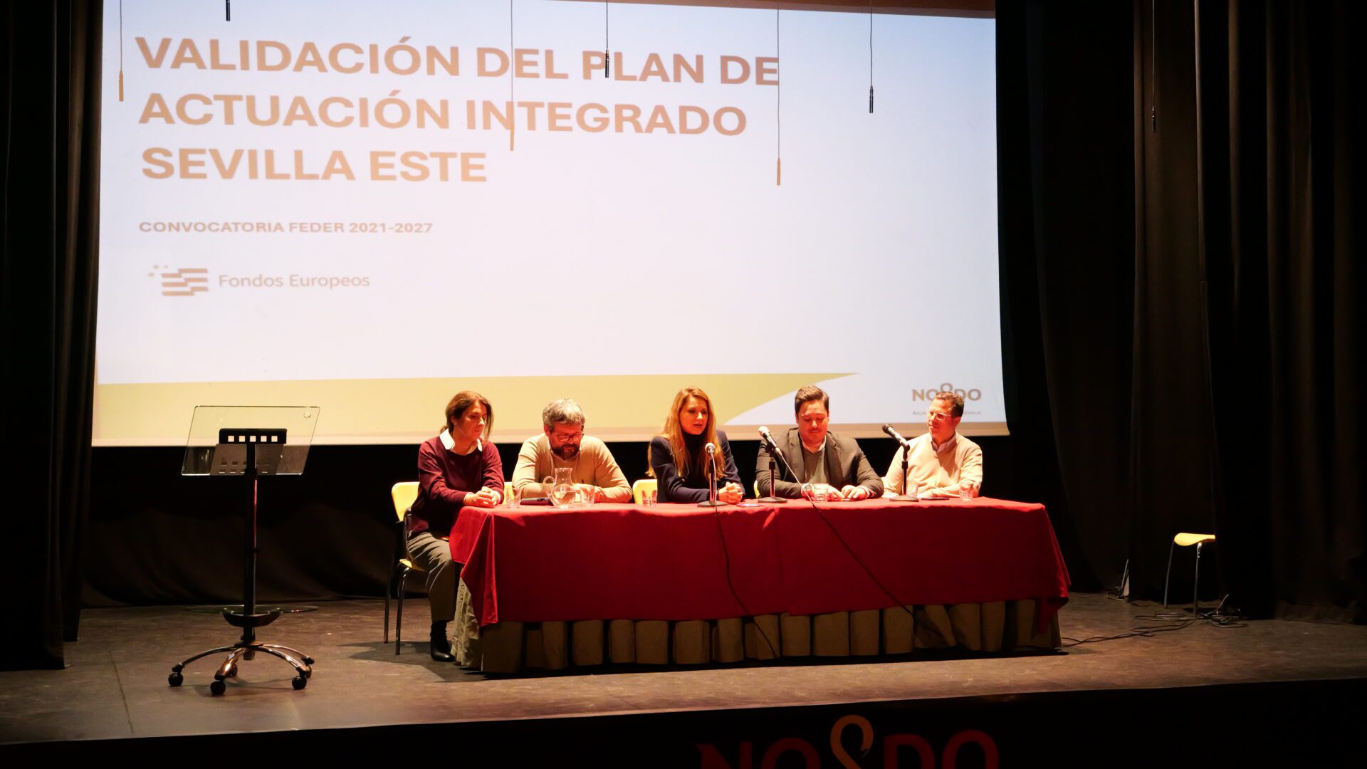 El Ayuntamiento presenta a los vecinos del Distrito Este – Alcosa – Torreblanca el Plan de Actuación Integrado para el que solicitan 20 millones de euros a Europa