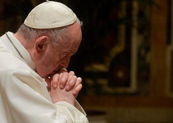 EL CONSEJO HACE UN LLAMAMIENTO A TODAS LAS HERMANDADES A PARTICIPAR ESTE MIÉRCOLES EN LA ORACIÓN POR LA SALUD DEL PAPA FRANCISCO