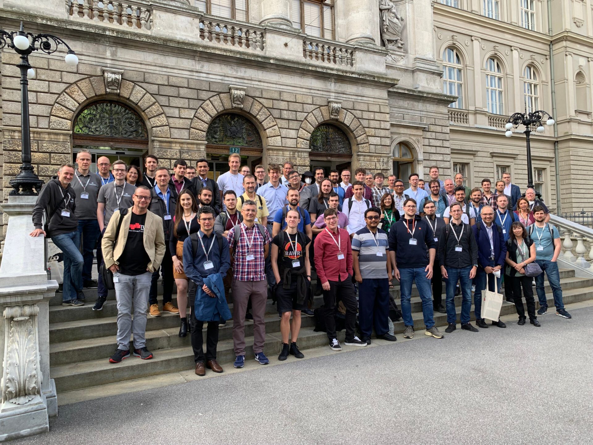 Investigadores de la US lideran un nuevo lenguaje universal de variabilidad del software