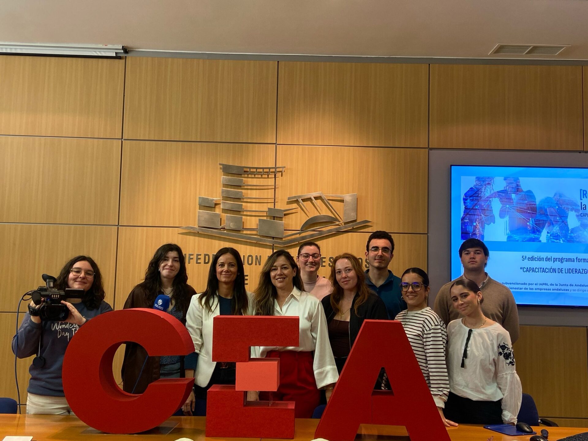 CEA recibe a los alumnos de Periodismo del Campus Universitario EUSA – Confederación de Empresarios de Andalucía