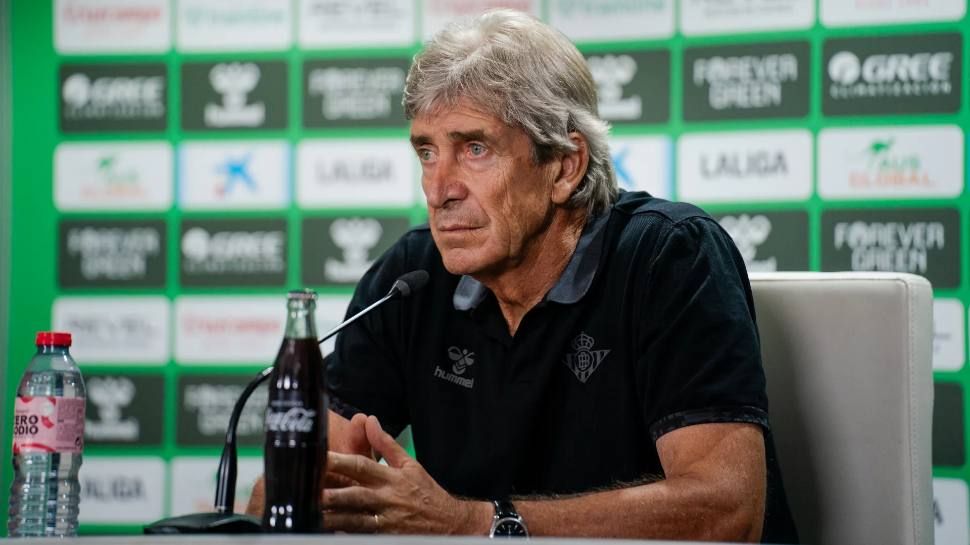 Rueda de prensa de Manuel Pellegrini previa al FC Barcelona – Real Betis