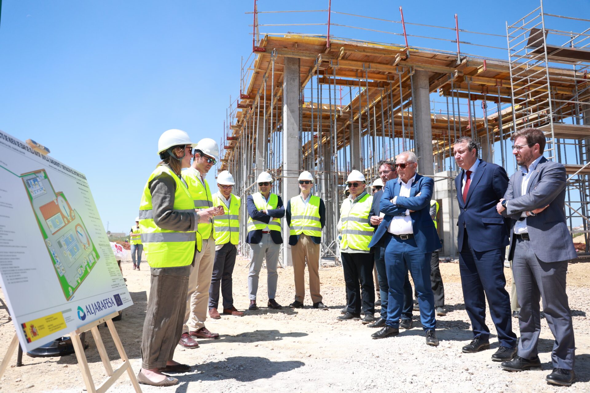 Javier Fernández felicita al alcalde de Isla Mayor, “por un municipio ambientalmente ejemplar” y agradece al Gobierno “una inversión que demuestra que le ocupan todos los territorios”