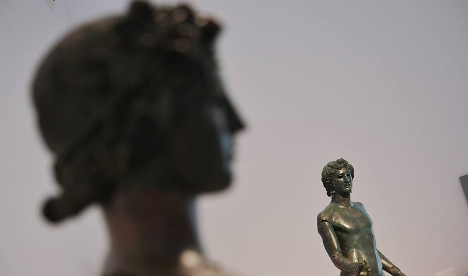 La organización Hispania Nostra reconoce al IAPH por la restauración de los efebos de Pedro Abad
