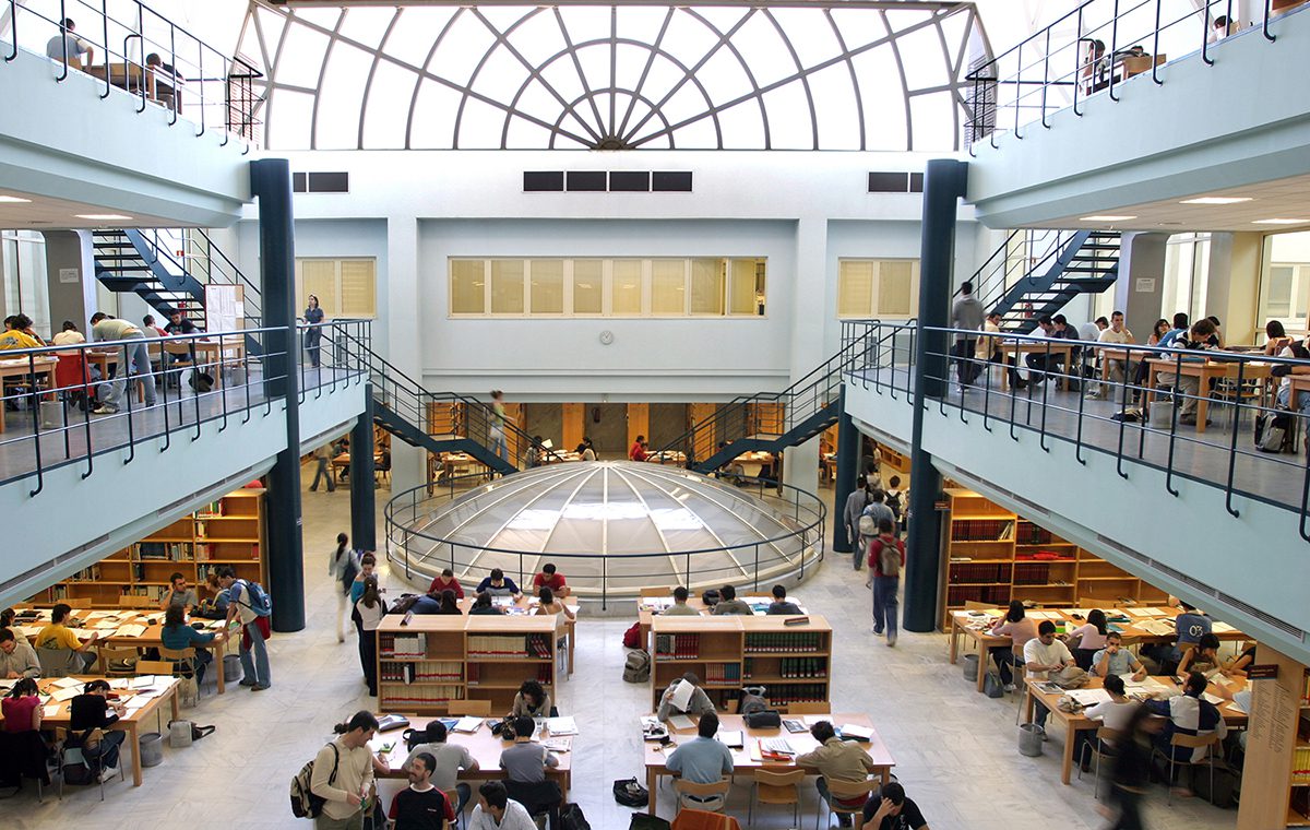 La Biblioteca de la US revalida su sello EFQM