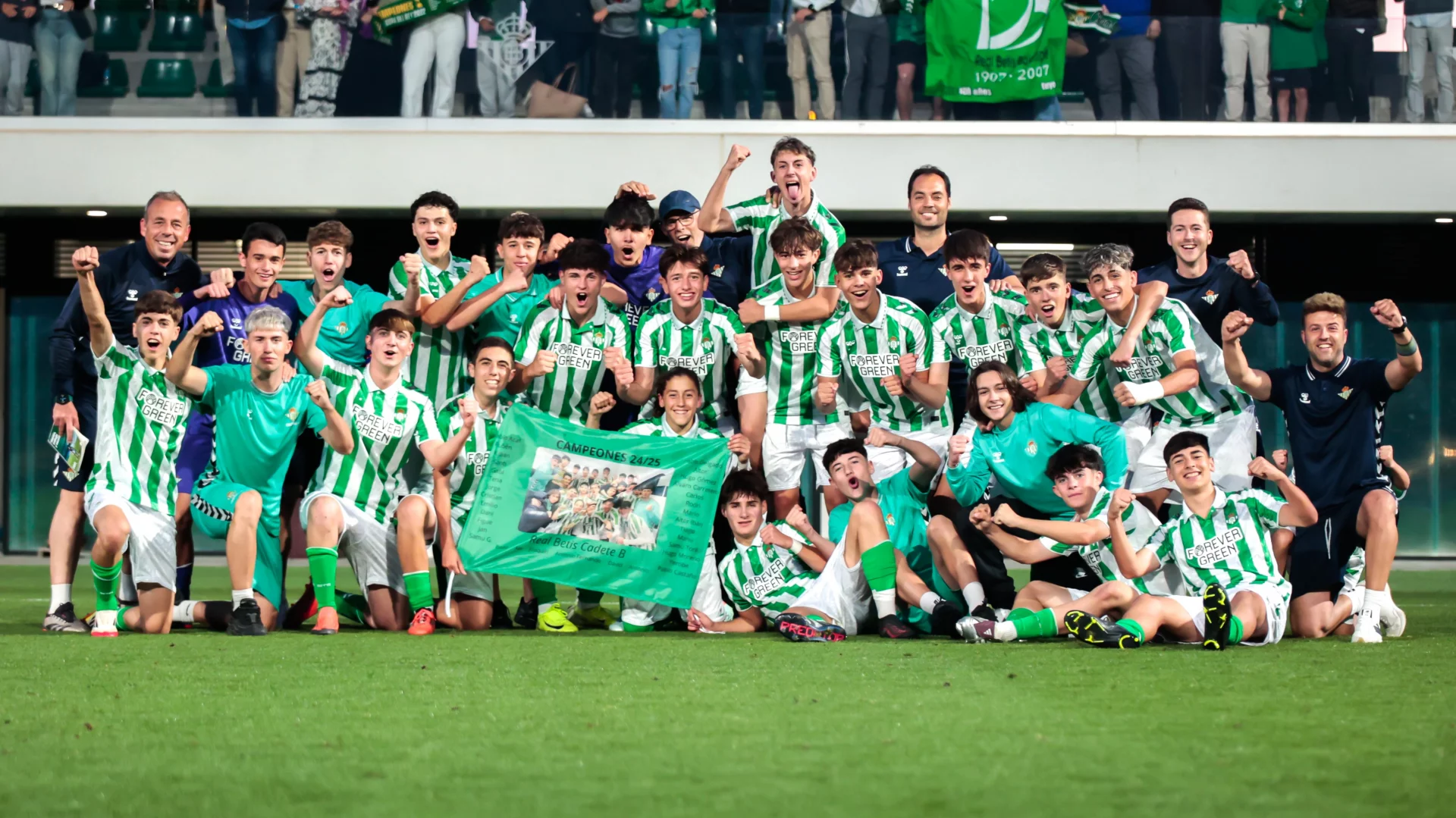 El cadete ‘B’, campeón de liga