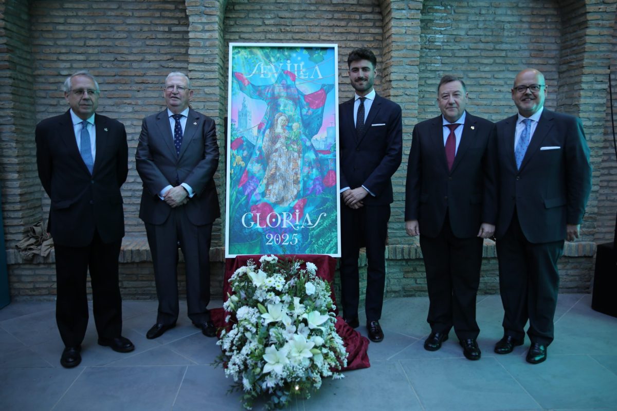 LA VIRGEN DE LA ANTIGUA PROTAGONIZA EL CARTEL DE LAS GLORIAS DE SEVILLA 2025 DE RICARDO PUEYO
