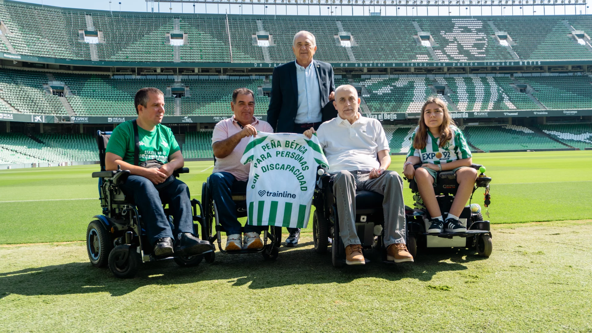 El Real Betis Balompié estrena su primera peña bética para visibilizar a las personas con discapacidad