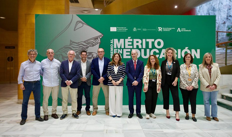 El informático Francisco Silveira y la profesora María Fernanda González, Medallas de Oro en los Premios al Mérito en la Educación