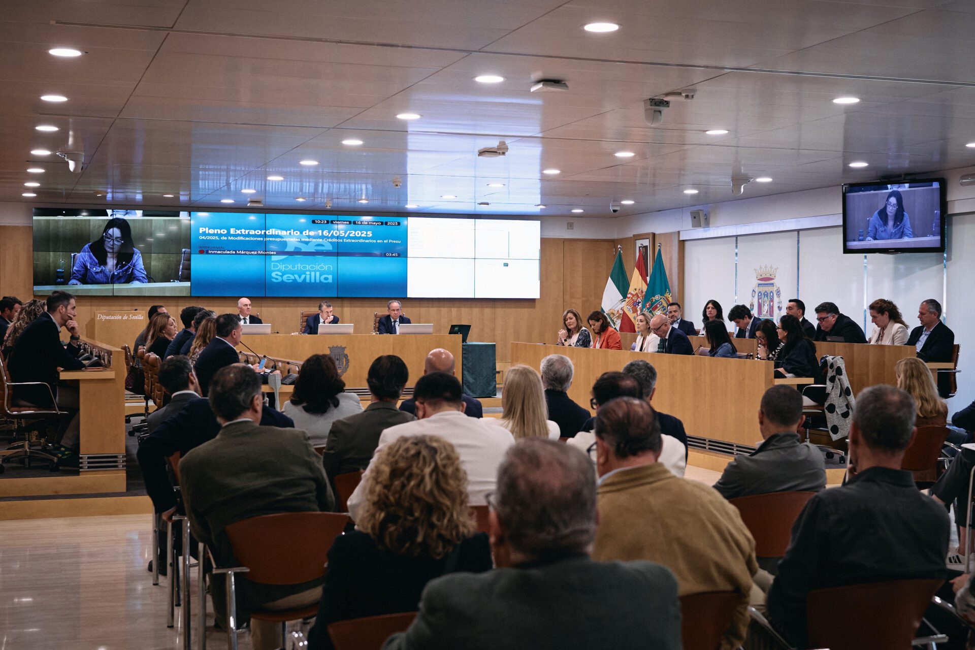 El Pleno de la Diputación de Sevilla aprueba con los votos del PSOE y de Con Andalucía la modificación presupuestaria que permitirá un nuevo plan de inversiones
