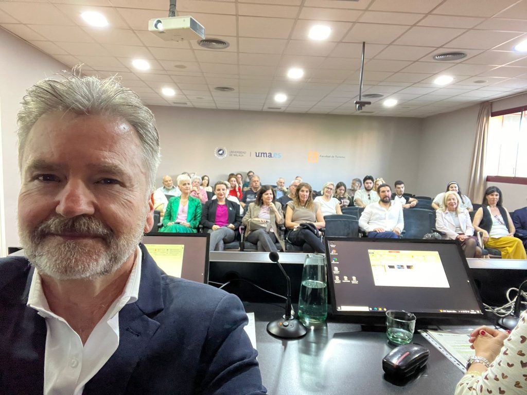 El presidente en el 30º Aniversario del Aula de Mayores de la Universidad de Málaga (UMA)