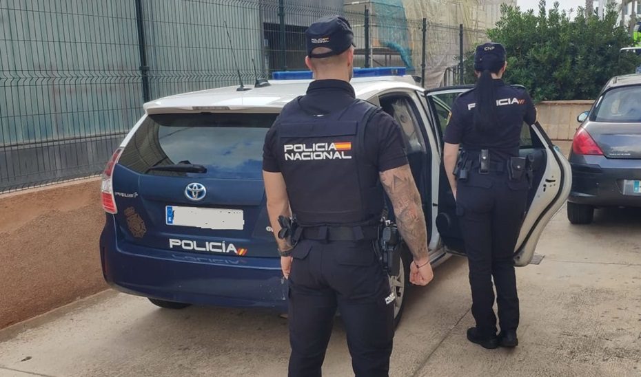 Fallece un menor tras ser localizado en el interior de un vehículo en Linares