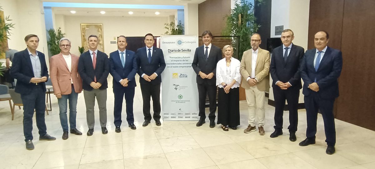 La US dialoga con el sector empresarial sobre el impacto de las microcredenciales