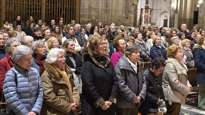 La Catedral de Sevilla acoge la celebración jubilar de los agentes de la salud en la Pascua del Enfermo