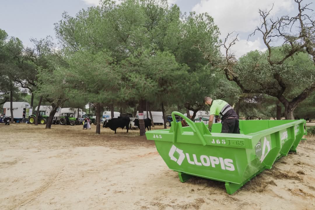 Diputación: en marcha el dispositivo de limpieza del camino del Rocío por el tránsito de hermandades del 2 al 11 de junio
