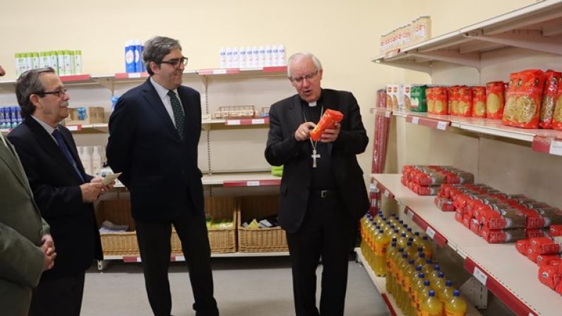 El Economato Social Casco Antiguo de Sevilla atiende a 600 familias mensualmente