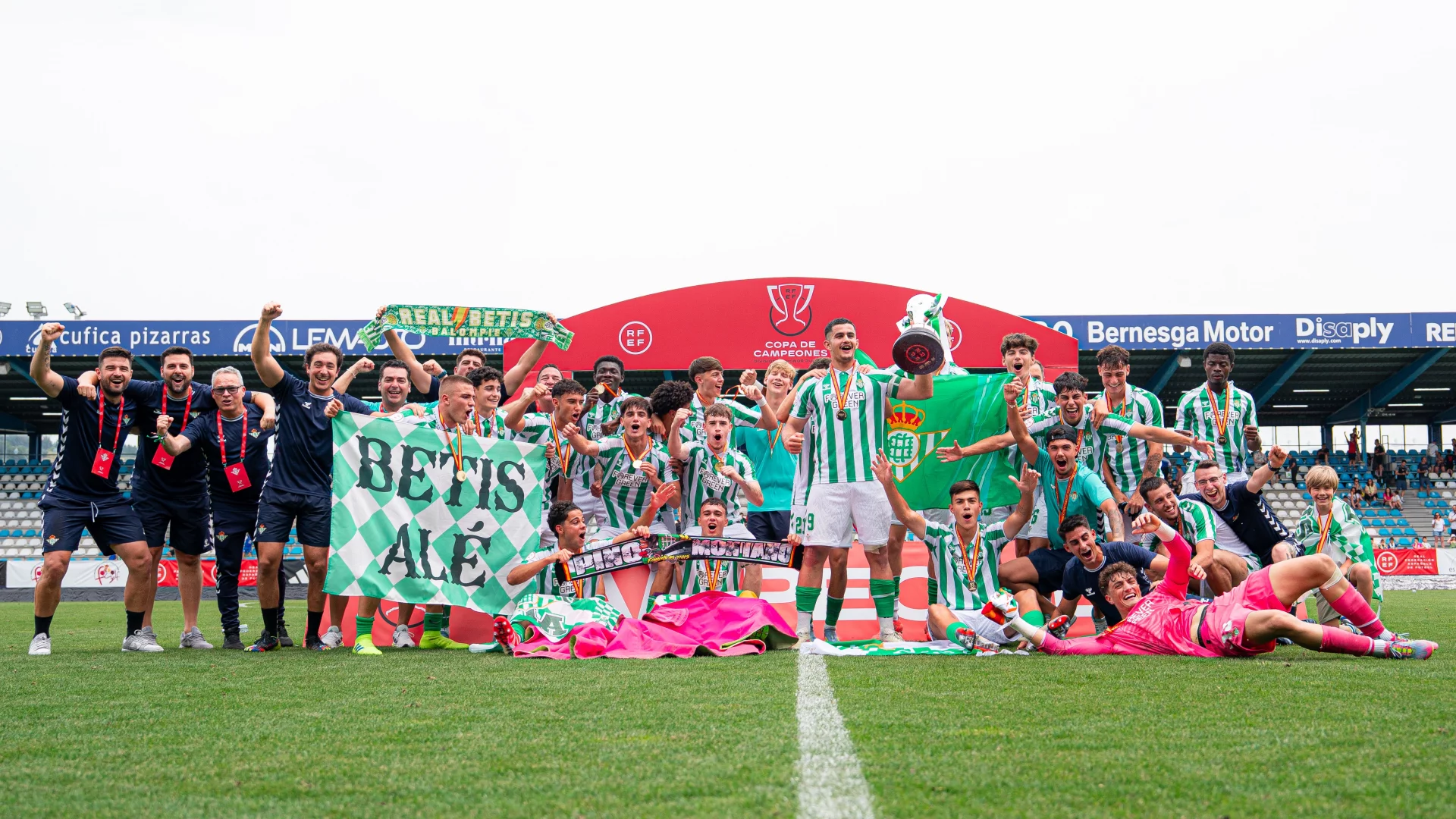 CRÓNICA | El Real Betis Juvenil DH se proclama campeón de campeones (3-1)