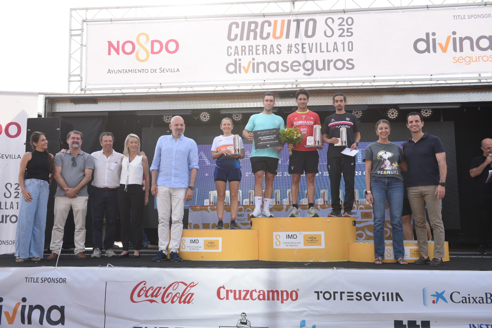 El primer ciclo del Circuito de Carreras de Sevilla se cierra con las victorias de Juan Robles y Tamara Pérez en la Carrera Triana – Los Remedios