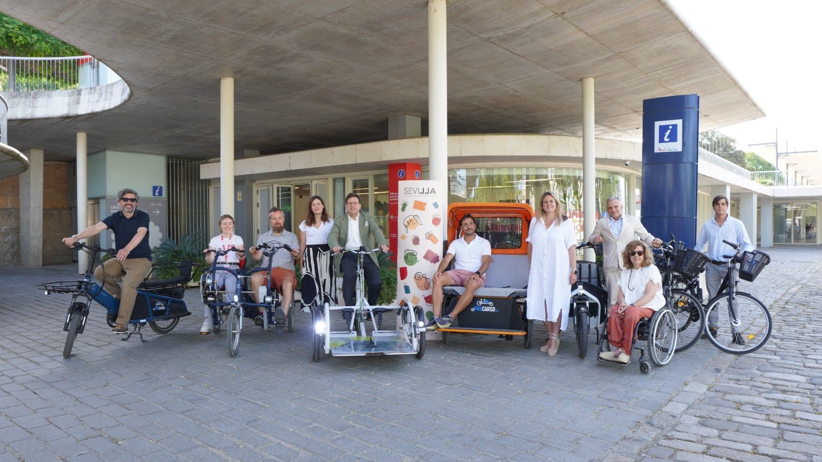 Sevilla impulsa una movilidad turística más inclusiva con bicicletas adaptadas y de carga