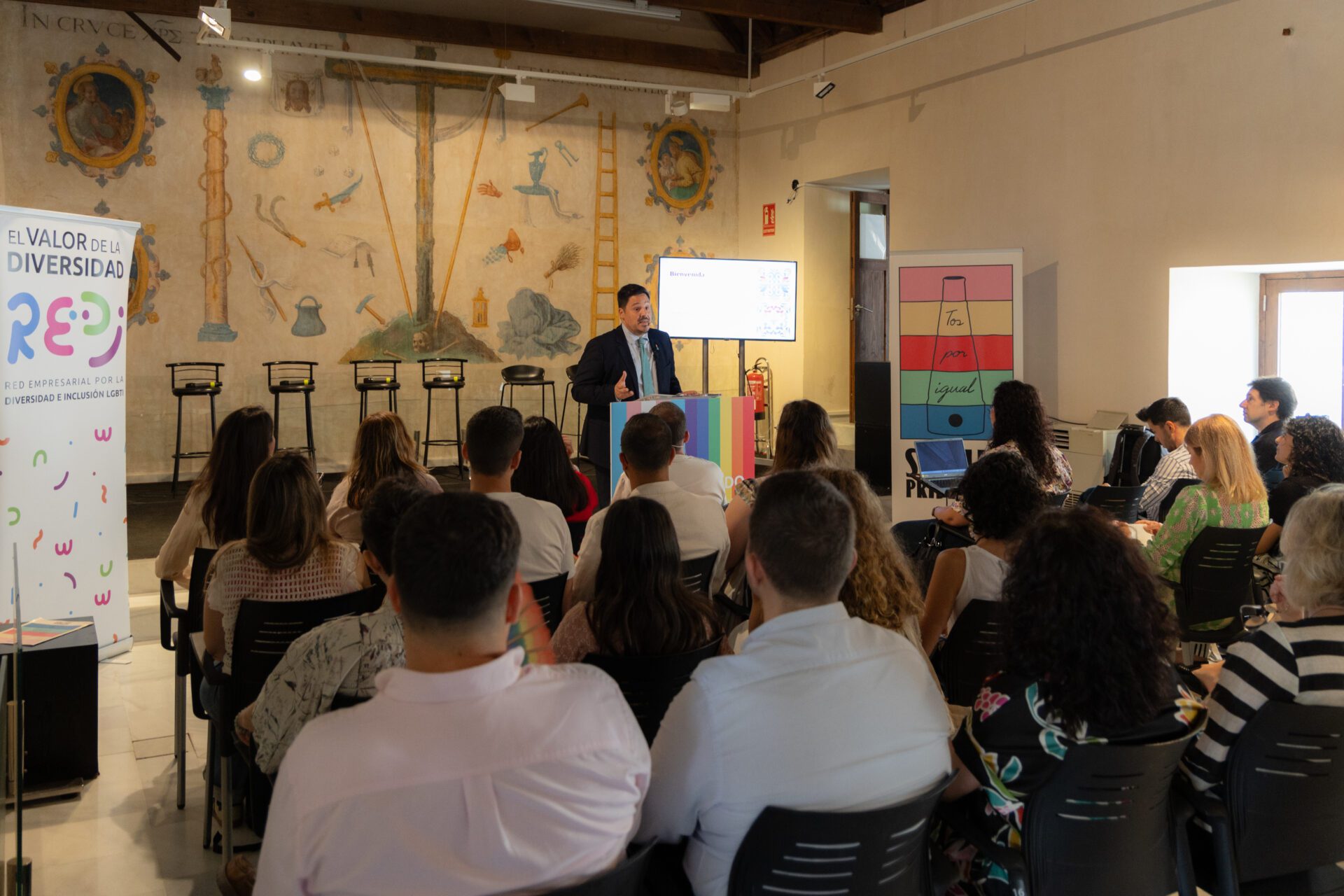El Ayuntamiento impulsa el Orgullo corporativo de REDI con un encuentro empresarial por la diversidad LGTBIQ+