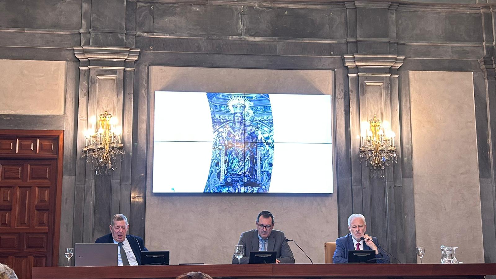 La Casa de la Provincia de la Diputación acoge la presentación del libro “Curiosa vida y aventuras artísticas del escultor portuense Ángel Rodríguez Magaña (1861-1938)”