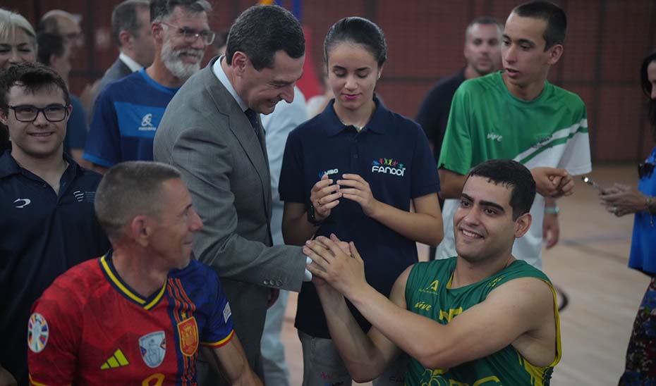 Moreno señala que el Centro Inclusivo de Tecnificación Deportiva de Málaga atenderá las necesidades de deportistas andaluces con discapacidad