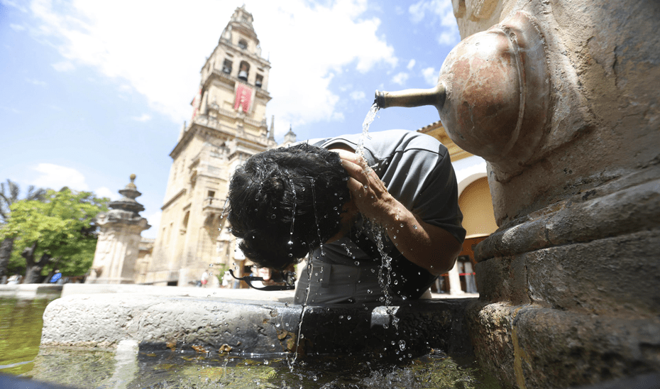 El 1-1-2 pide prudencia ante la ampliación del aviso naranja por calor en Sevilla, Córdoba y Jaén
