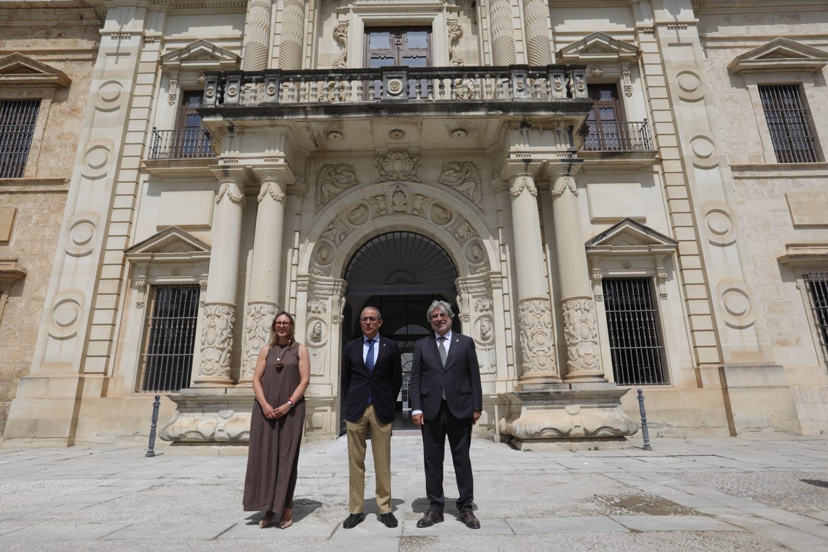 La US reabre la puerta de la fachada del Cid de la Fábrica de Tabacos
