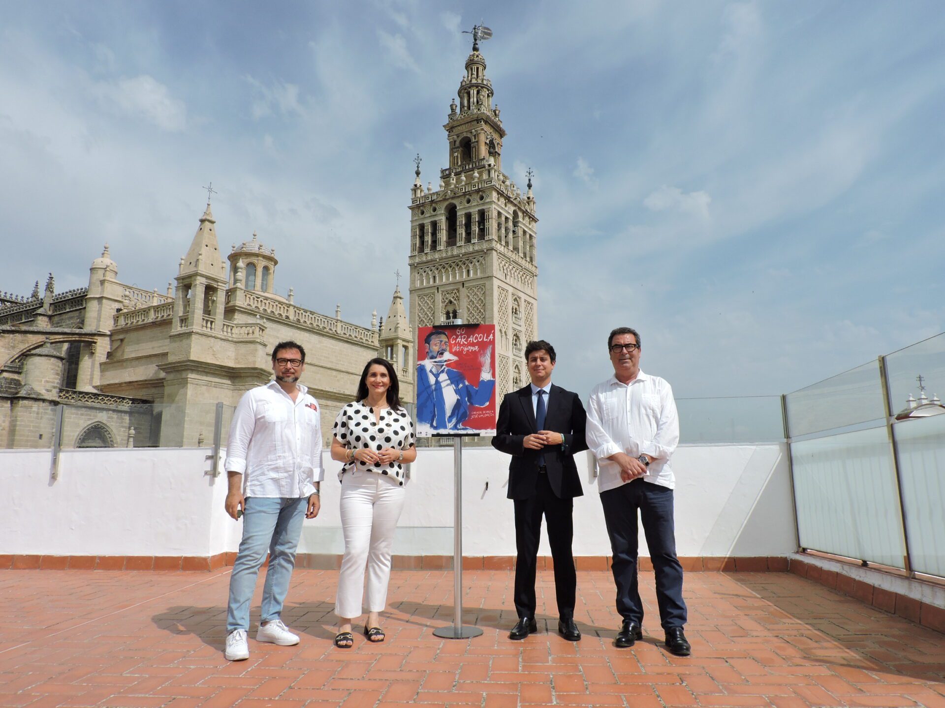 La Caracolá Lebrijana afianza la raíz flamenca de Lebrija en su 60 edición y otorga el Caracol de Oro a José Valencia