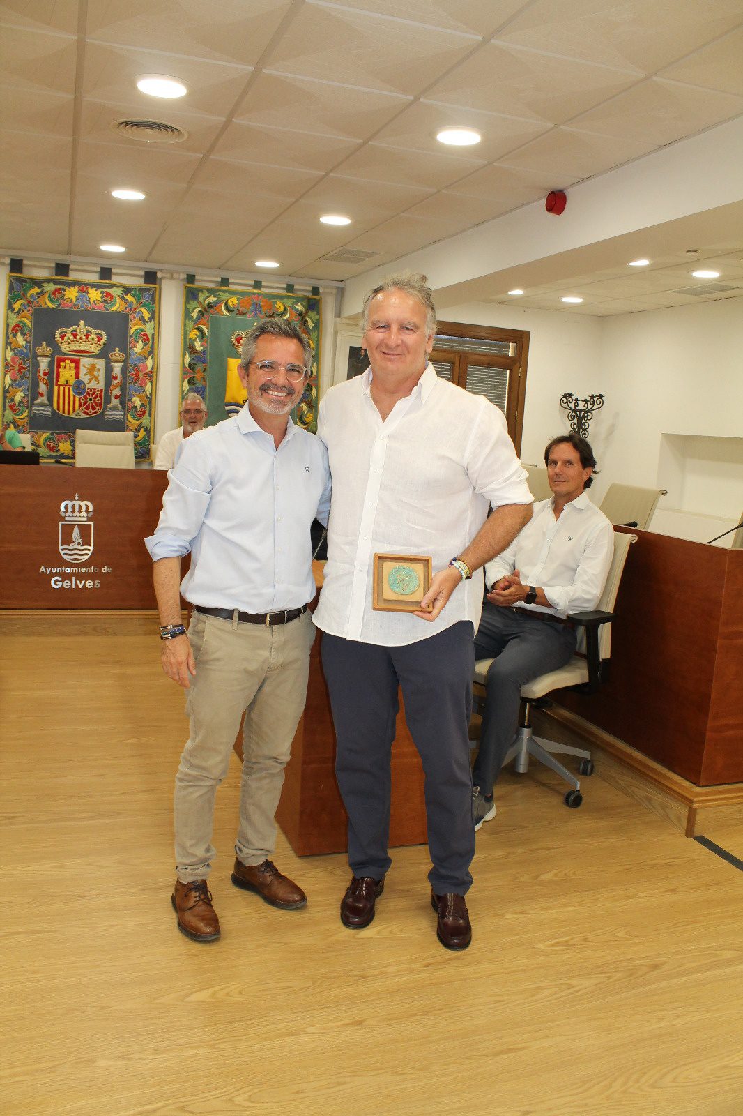 Recepción oficial en el Ayuntamiento de Gelves al Club de Tenis y Pádel Bernier
