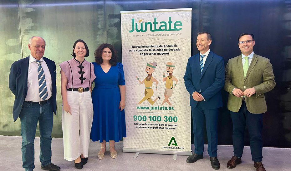 El Gobierno andaluz lanza ‘Júntate para combatir la soledad no deseada entre las personas mayores