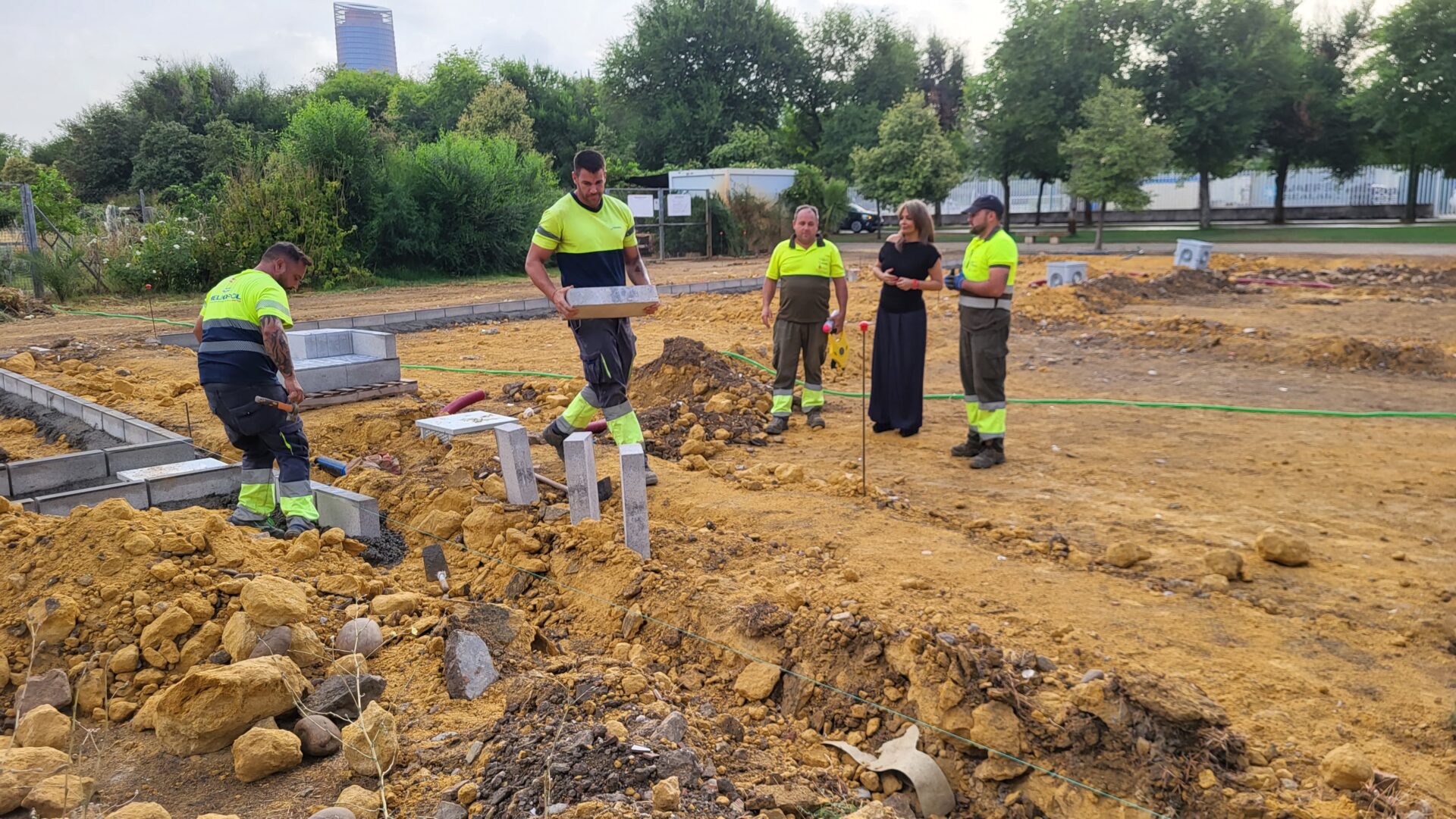 El Gobierno de Sanz potencia el Parque Vega de Triana con la ampliación de huertos urbanos y múltiples mejoras en los últimos meses
