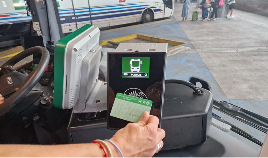 La Junta aplica bonificaciones al transporte público, que incluye la gratuidad para menores de 15 años