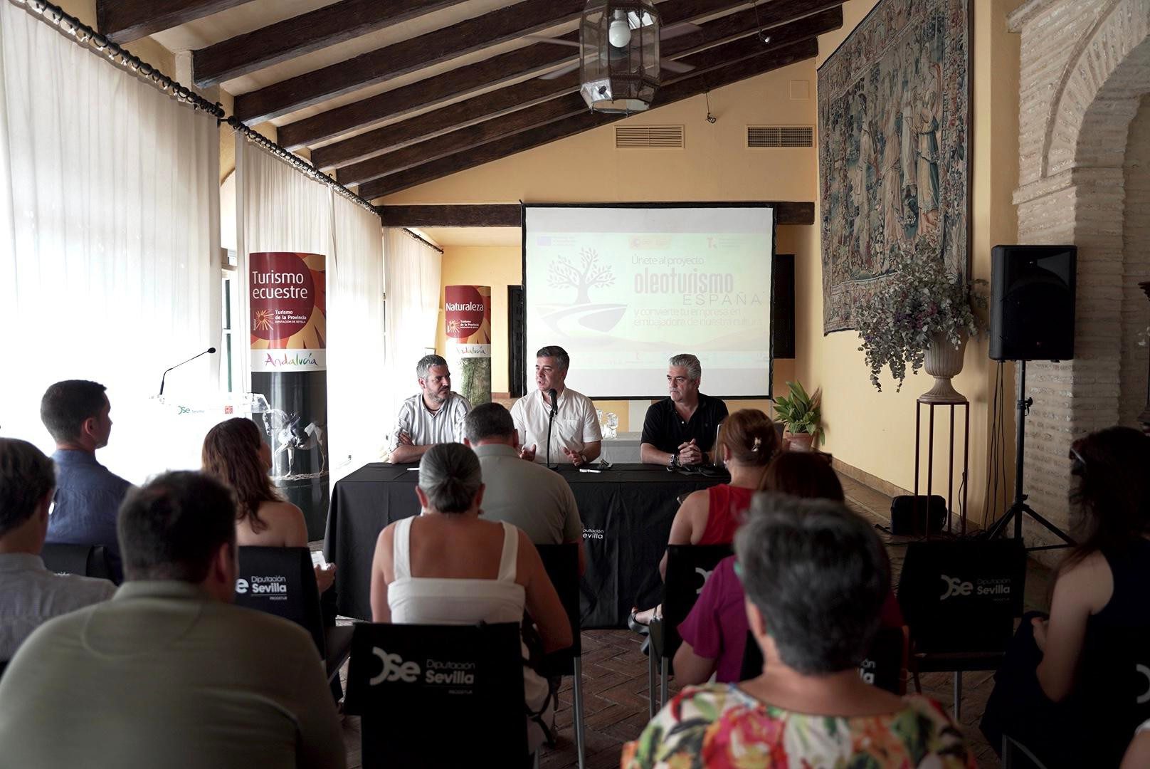 Prodetur organiza unas jornadas para difundir el proyecto ‘Oleoturismo España’ entre las empresas y entidades vinculadas al sector en la provincia