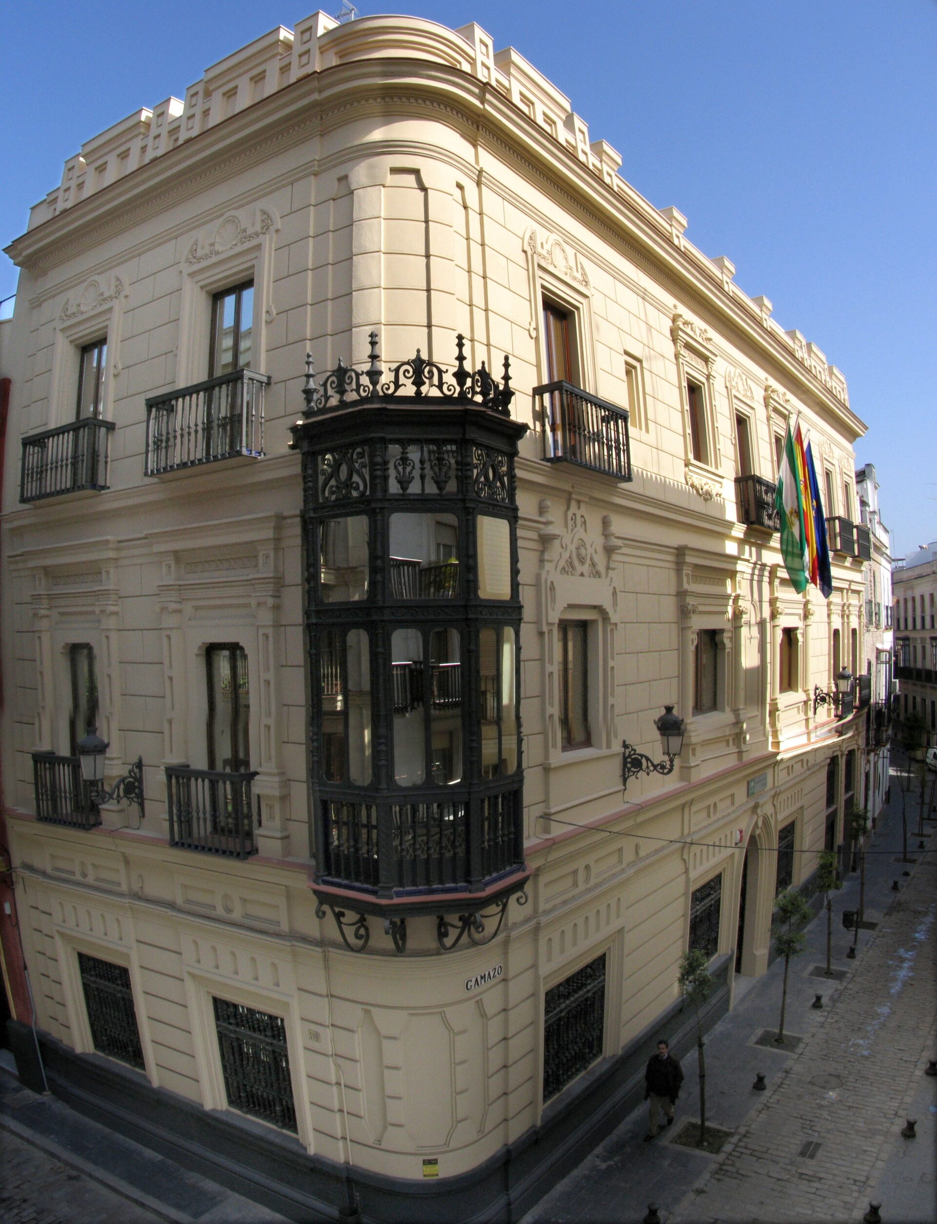El Pleno del Consejo Económico y Social de Andalucía aprueba el Dictamen 3/2025 sobre Anteproyecto de Ley de Espacios Productivos para el fomento de la Industria en Andalucía, y el Dictamen 4/2025 sobre el Anteproyecto de Ley de Vivienda de Andalucía