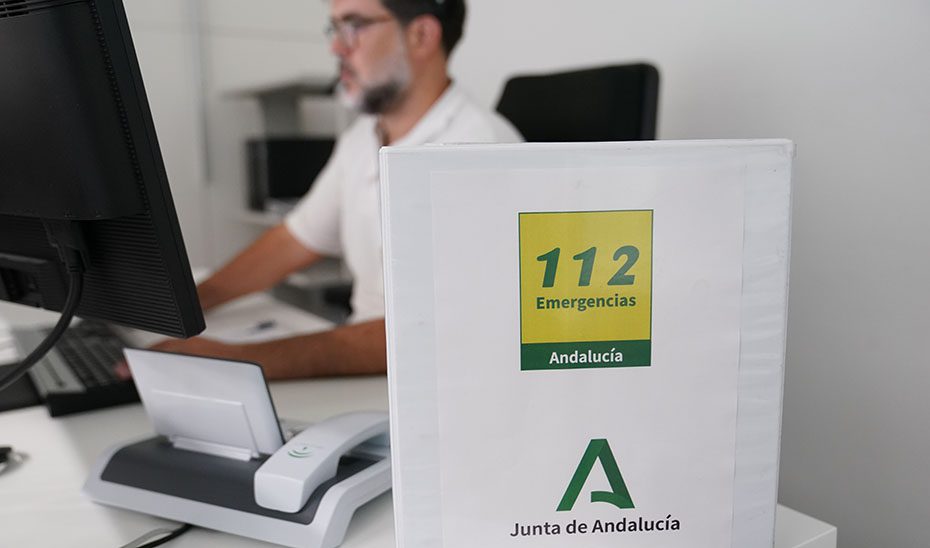 Una persona muerta al chocar un coche y un moto en la carretera A-471 en Lebrija