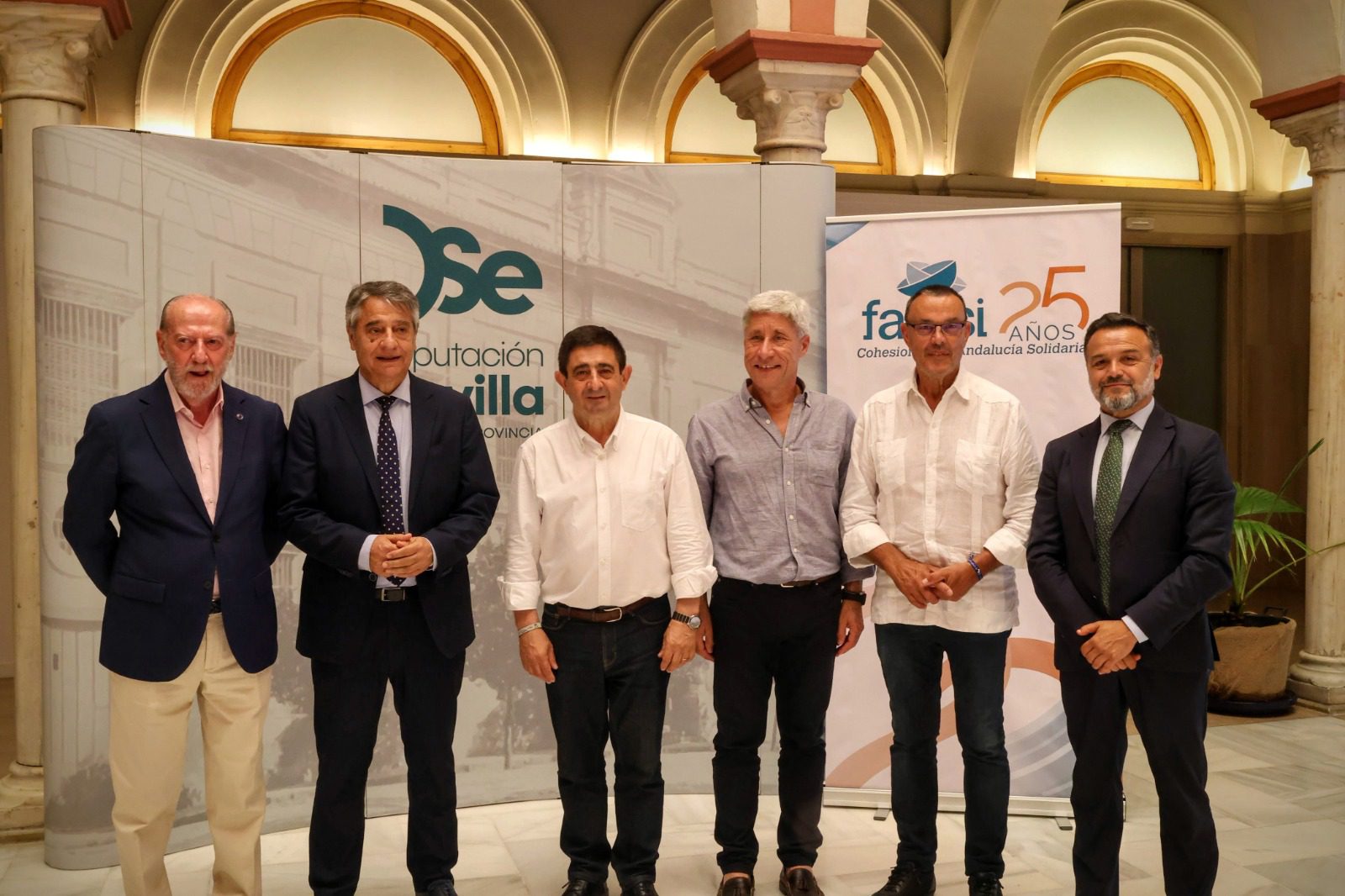 La Casa de la Provincia de la Diputación de Sevilla acoge el homenaje de FAMSI a sus presidentes “por su labor y contribución a la solidaridad andaluza”