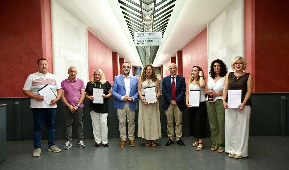 Castillo acuerda la mejora de las condiciones de trabajo de plazas de personal laboral de centros docentes públicos