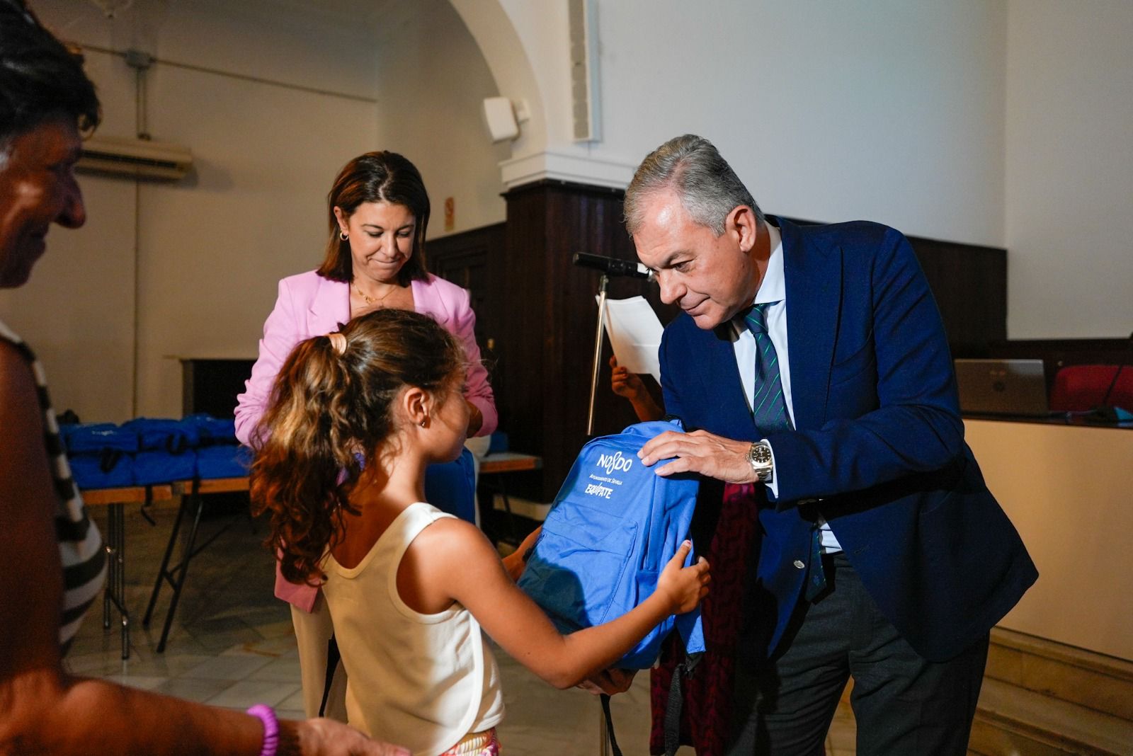 Continúa abierto el plazo para solicitar mochilas y material escolar gratuito del proyecto Equípate