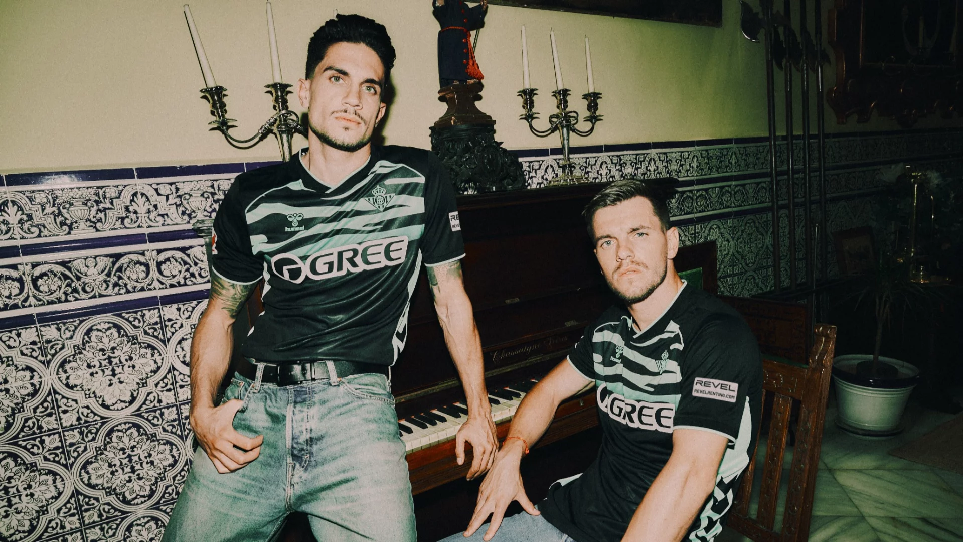 El Real Betis y hummel lanzan la tercera equipación de la temporada 2025/26