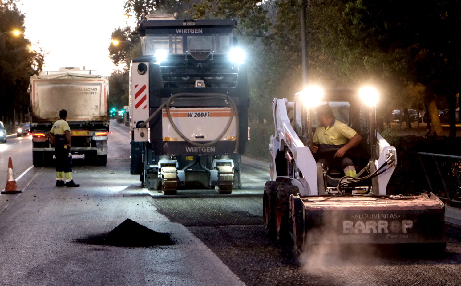 El Gobierno de Sanz destina 220 000 € para la mejora del pavimento en calles de Sevilla Este y la Macarena