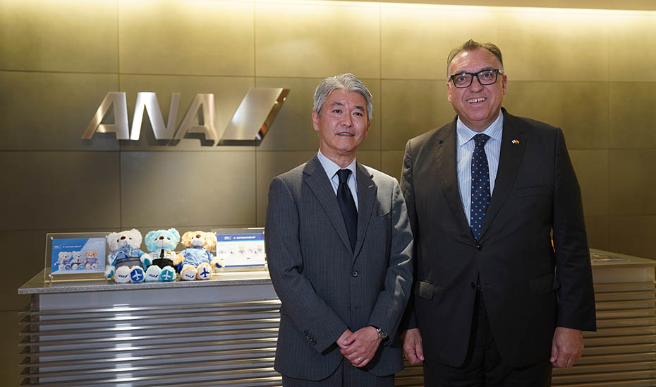 La Junta y All Nippon Airways impulsan un grupo de trabajo para crear rutas directas entre Japón y Andalucía