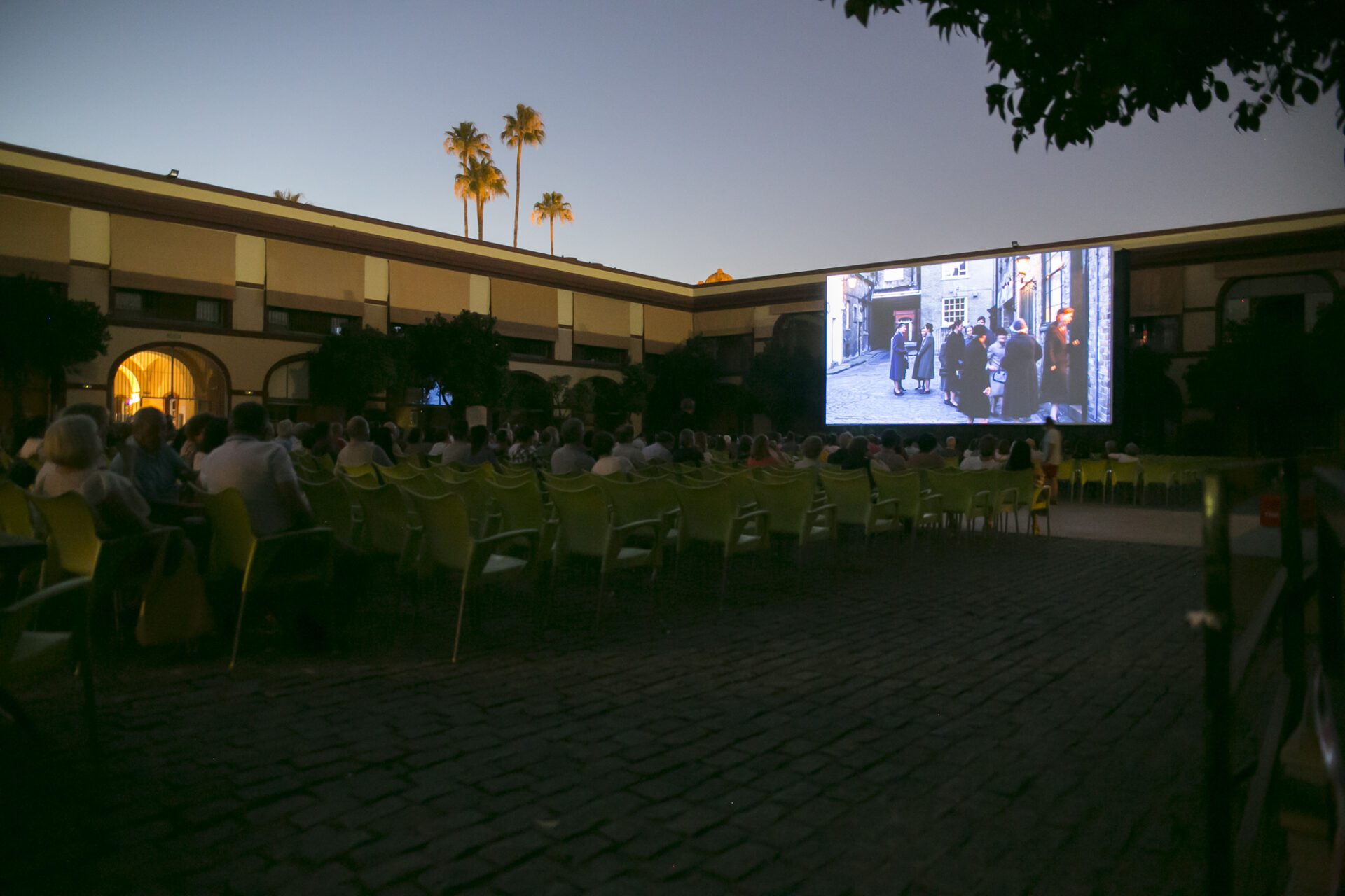 Casi 12.400 espectadores han elegido el Cine de Verano Patio de la Diputación como opción de ocio nocturno desde el 25 de junio