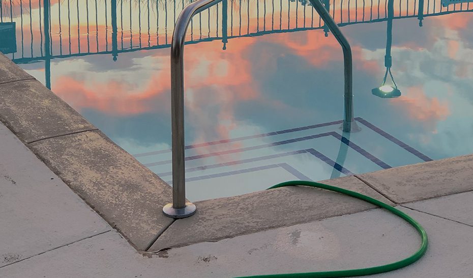 Muere una niña de tres años ahogada en una piscina en Alhaurín de la Torre