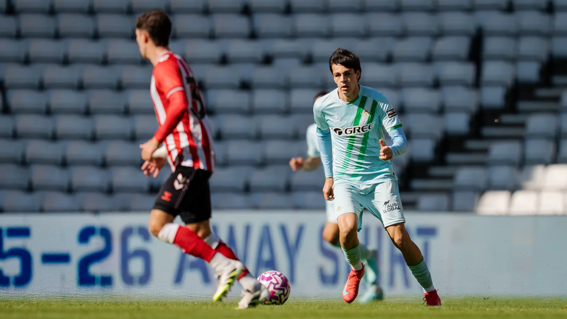 El Real Betis cede a Gonzalo Petit al Club Deportivo Mirandés