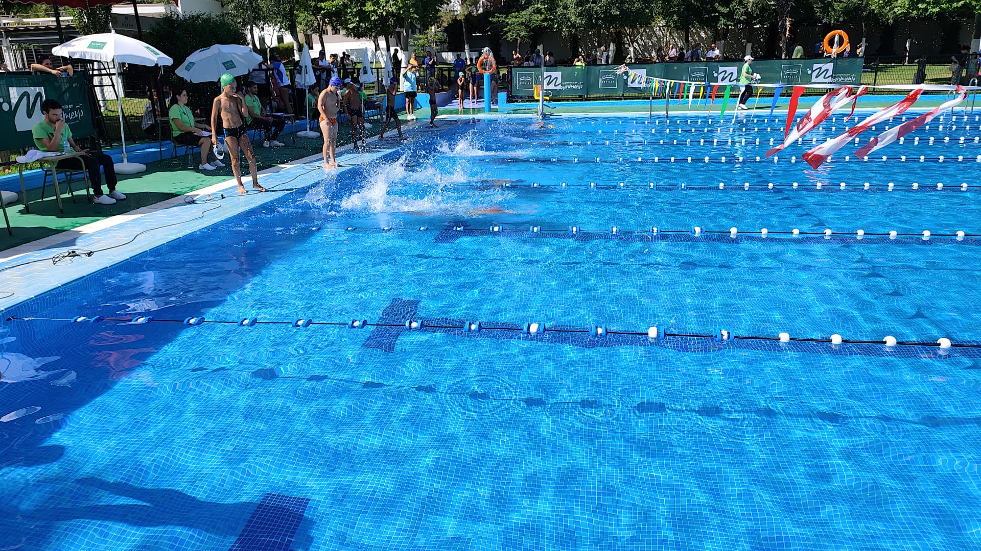 1.200 niños y niñas de la provincia participan en el Circuito de Natación de Verano de la Diputación, que aúna competición, convivencia y educación en los valores positivos del deporte