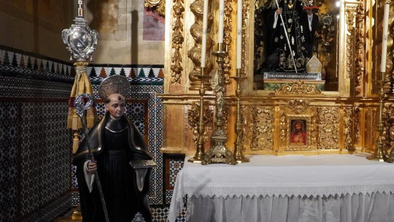 Bendición de la imagen de san Benito en la parroquia de Burguillos