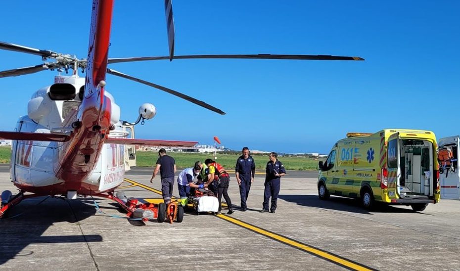 Cuatro heridos al colisionar dos vehículos en la A-422 a su paso por Villanueva del Duque