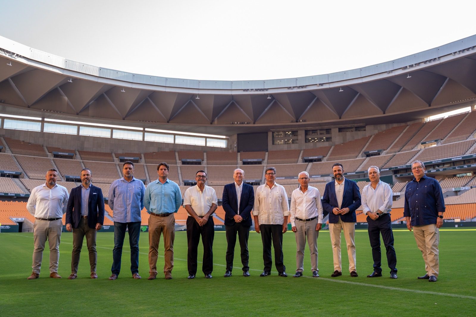 Sevilla presenta un plan de movilidad especial para los partidos del Real Betis en el Estadio de La Cartuja