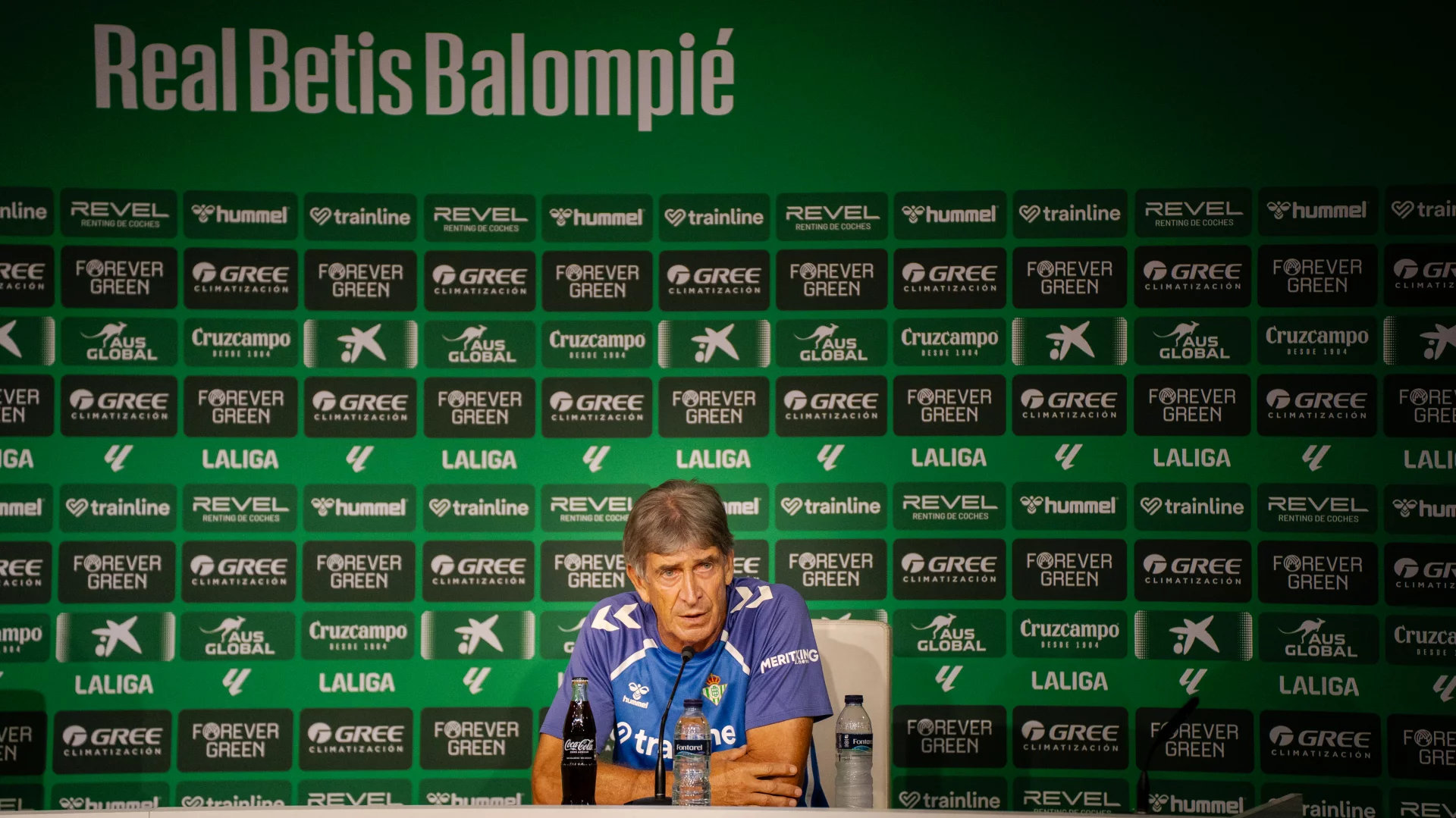 Rueda de prensa de Manuel Pellegrini previa al Real Betis – Deportivo Alavés