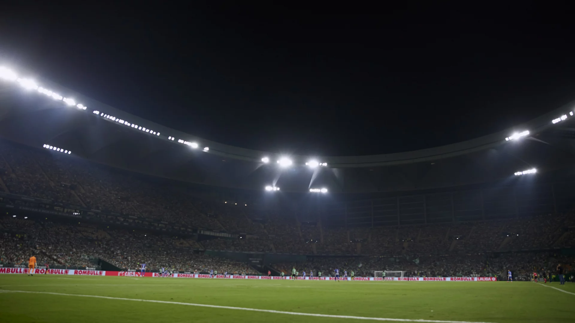 La afición del Real Betis estrenó el Plan de Movilidad a La Cartuja